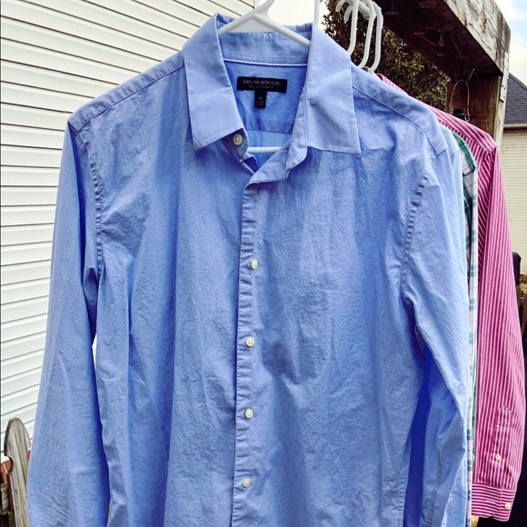 Bundle of 5 button down shirts - Picture 6 of 8